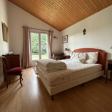 Maisonnette Chaleureuse - Au Calme Et Proche Cote Casa de Férias LʼAiguillon-sur-Vie